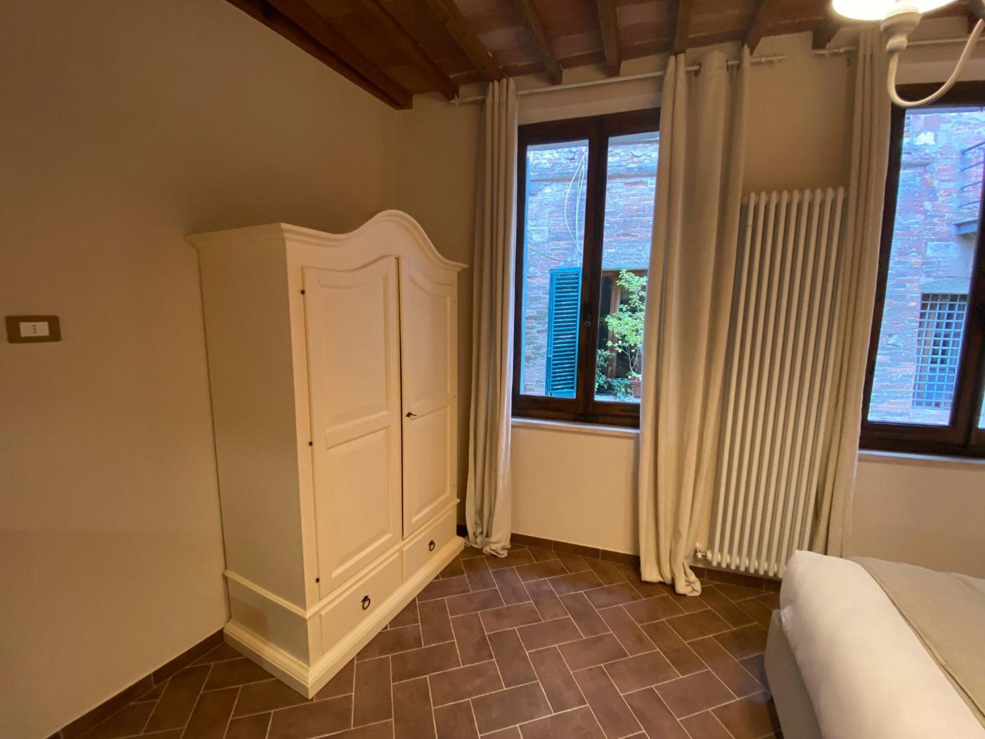 Lastamperia19 Camere-Rooms Montepulciano Stazione Kültér fotó
