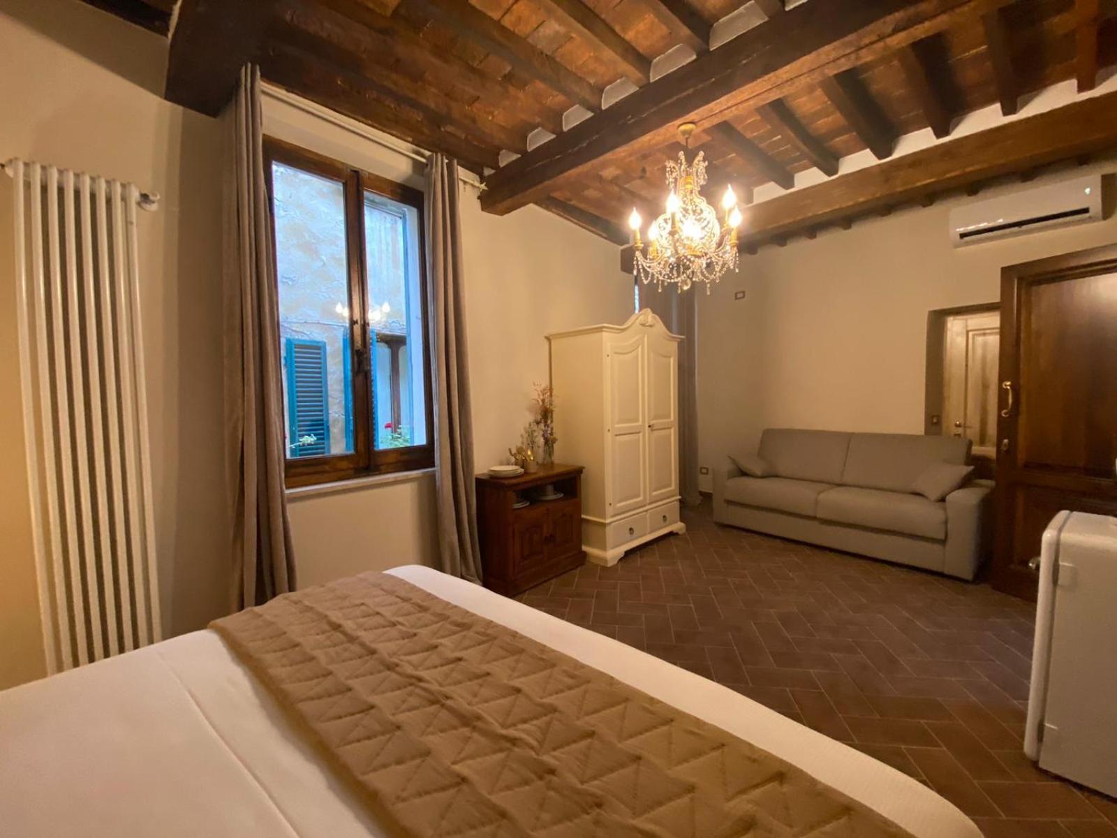 Lastamperia19 Camere-Rooms Montepulciano Stazione Kültér fotó