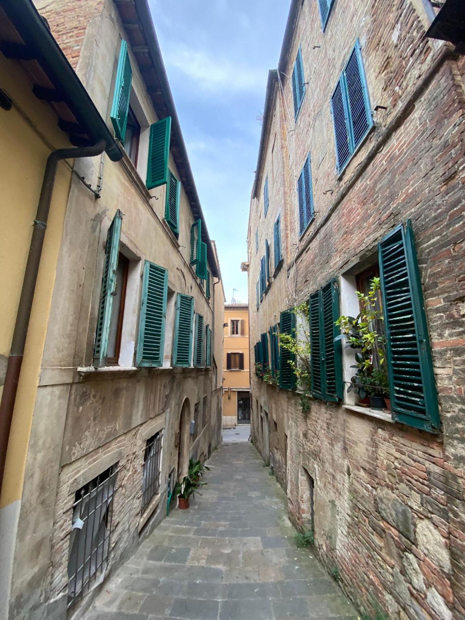 Lastamperia19 Camere-Rooms Montepulciano Stazione Kültér fotó